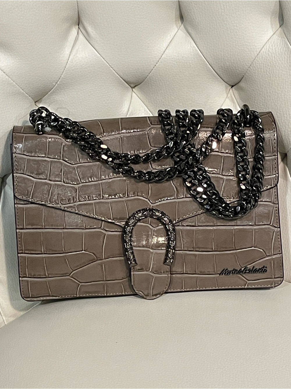 Croc-Embossed Taupe Leather Chain Shoulder crossbody Bag Horseshoe Clasp Luxury